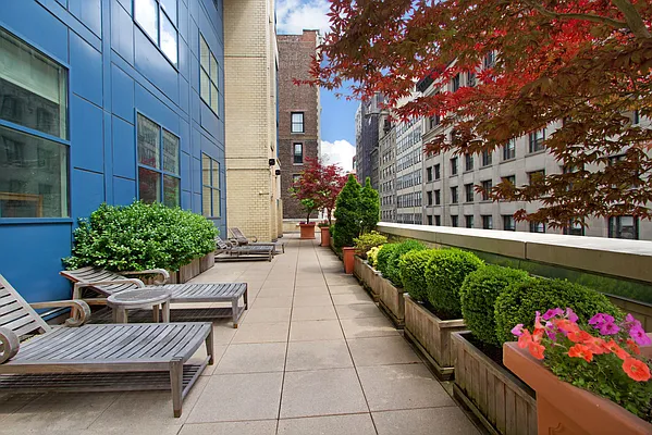 Rented by Corcoran | media 16