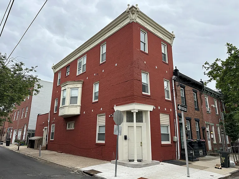 2621 E Thompson St #1 — Photo 10