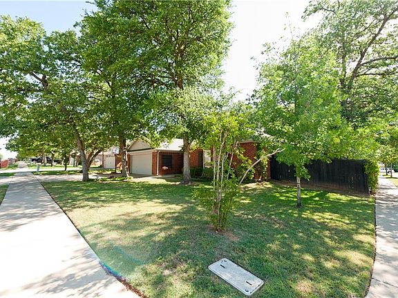 4th image of 3929 Chimney Rock Dr