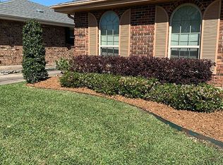 3801 N Turnbull Dr, Metairie, LA 70002