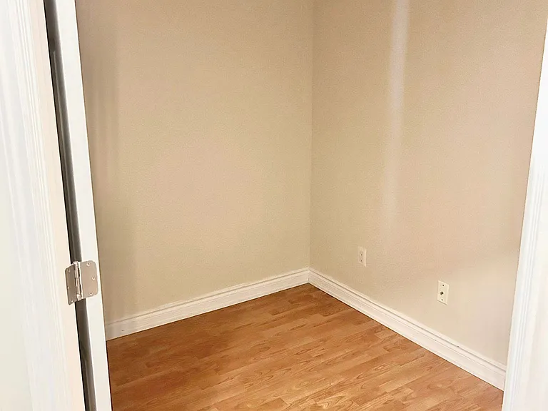 761 Bay St #204 — Photo 26