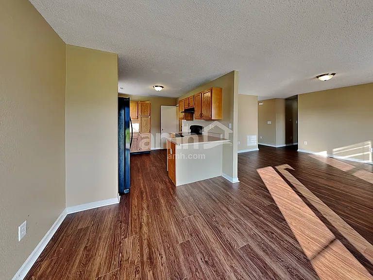 5719 Wood Hollow Dr — Photo 5