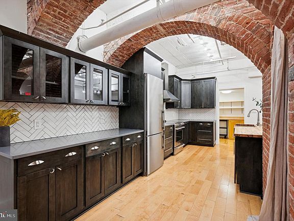 4th image of 102 Church St #101-110