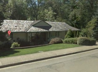 240 Brae Burn Dr, Eugene, OR 97405