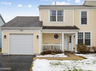 1409 Trescott St, Mundelein, IL 60060