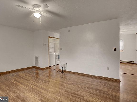 3rd image of 23 O'Neill Ave