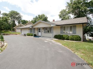 24084 N Lakeside Dr, Lake Zurich, IL 60047