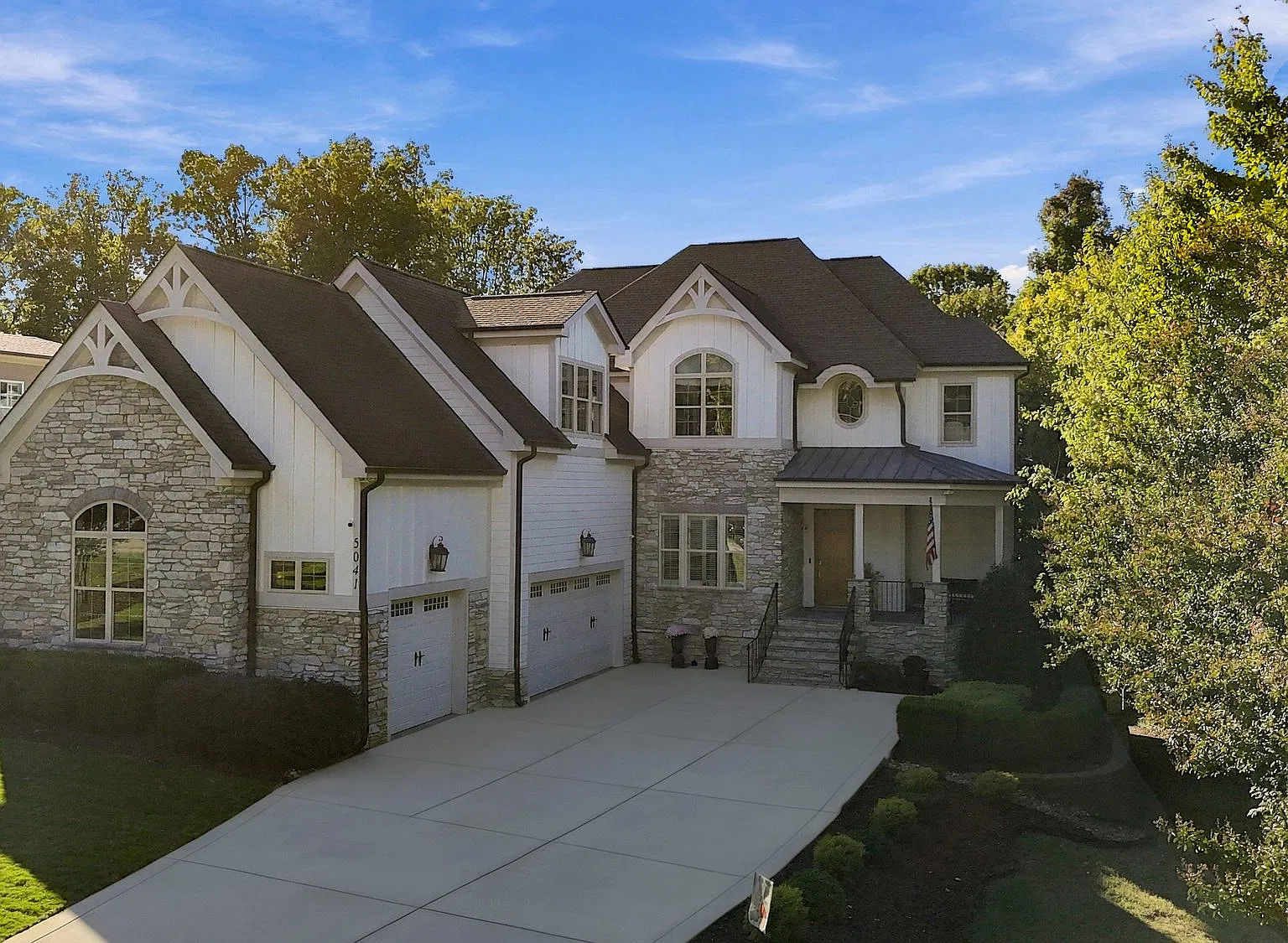 6 bed, 6501 sqft, $22,800 — Photo 4