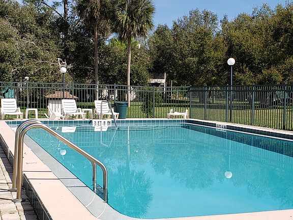 3rd image of 455 Catamaran Dr APT 40