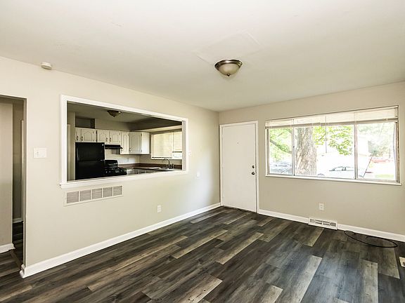 2nd image of 56 Cady Dr