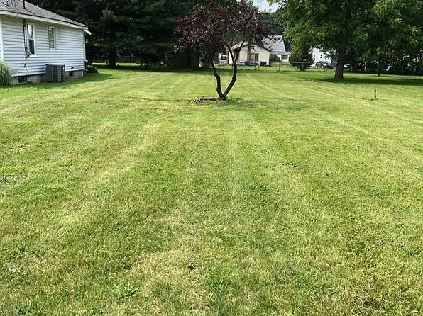 73 Lakeview Blvd, Painesville, OH 44077