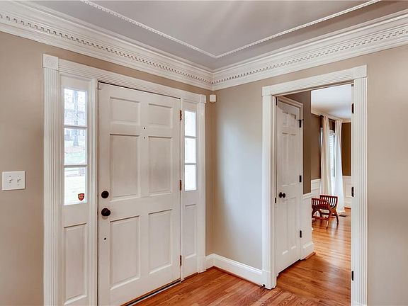 2nd image of 4132 Glen Meadow Dr
