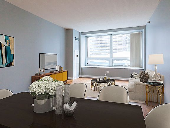 5th image of 512 N McClurg Ct APT 812