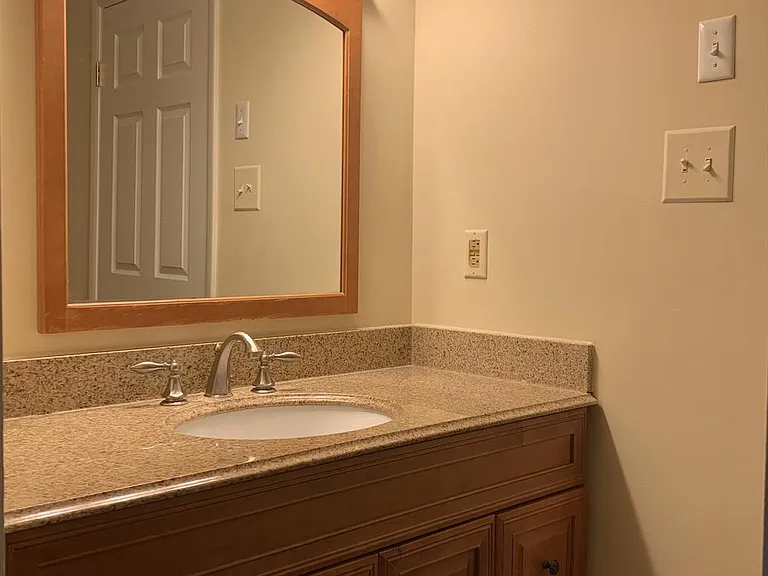 2125 Preston Square Ct — Photo 11
