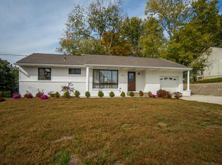 4851 Race Rd, Cincinnati, OH 45211