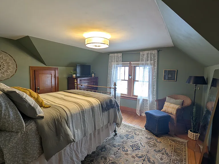 2408 Green St #1 — Photo 15