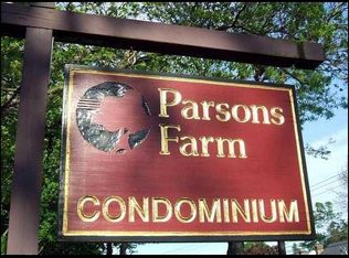 4 Danforth Ln, West Hartford, CT 06110