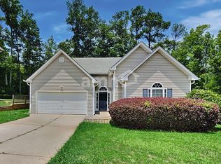 411 Hawthorn Dr, Dallas, GA 30132
