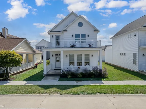 374 Bascule Dr, Lorain, OH 44052