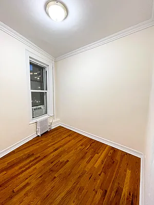 Rented by City Connections Realty | media 18