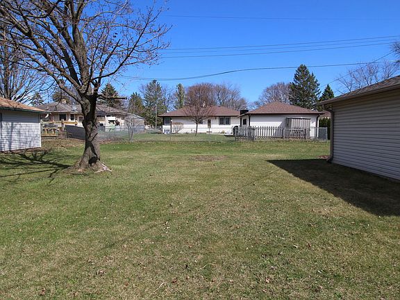 5th image of 8038 N 65th St