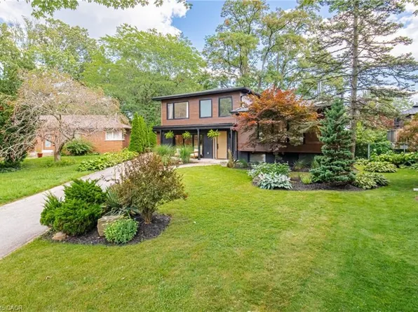 5216 Alton Rd, Burlington, ON L7L 3H5