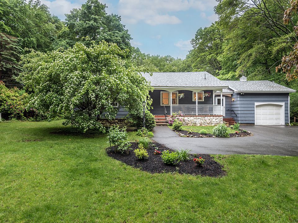 1st image of 31 Bradford St