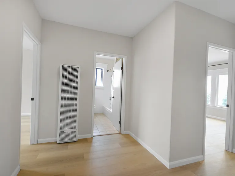 1129-1133 Balboa St #1129 — Photo 5