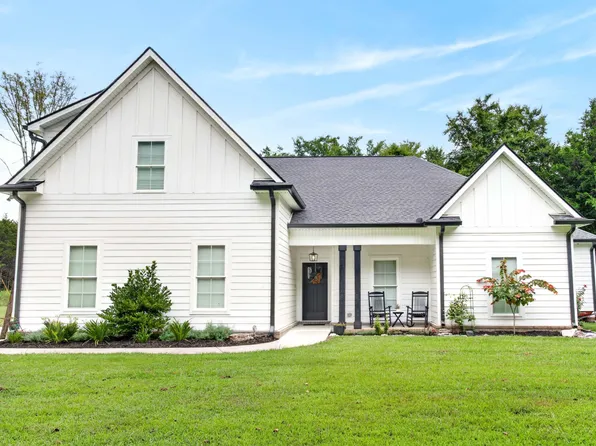 212 Anderton Rd, Bell Buckle, TN 37020