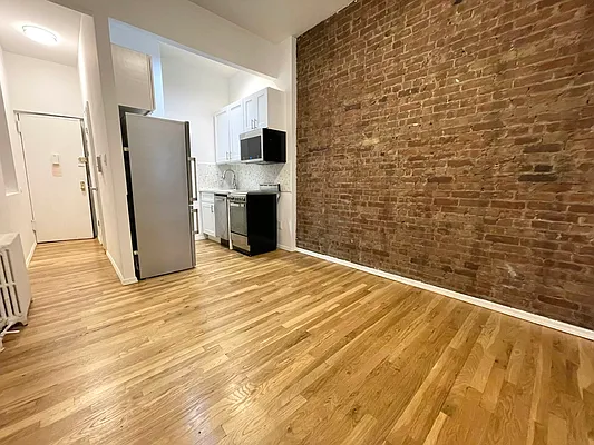 Rented by JM Preston Properties LLC | media 16