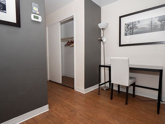 2nd image of 811 S Negley Ave #22