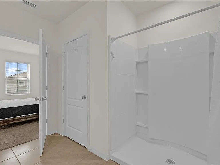 1444 Berry Ln — Photo 16