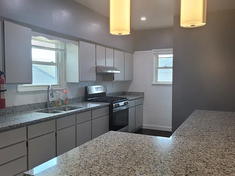 7122 Jackson Ave — Photo 10