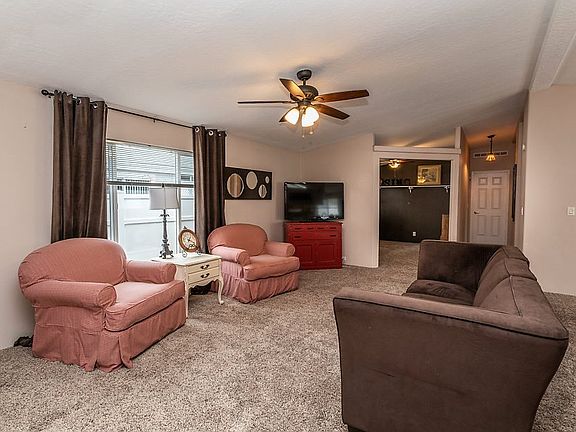 4th image of 1002 W Sunny Creek Cir