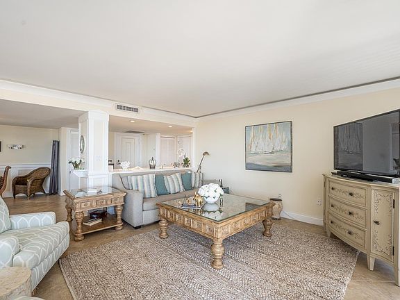 4th image of 4200 N Ocean Dr APT 2-904