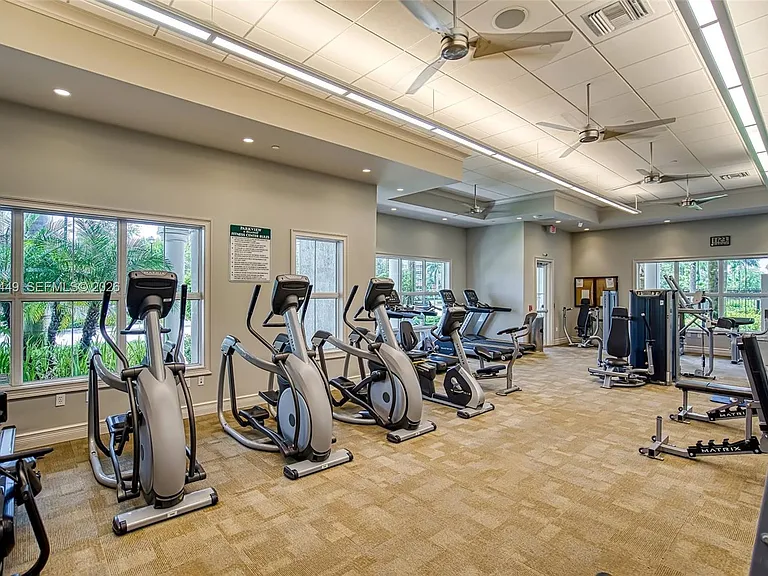5060 Eucalyptus Dr #2 — Photo 29