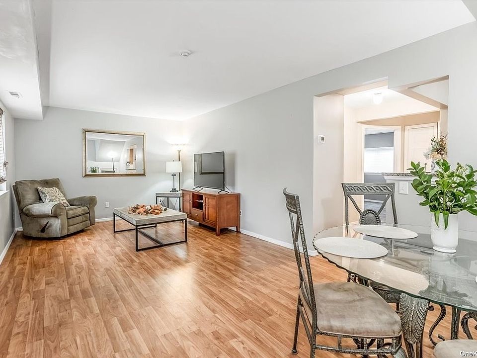 1st image of 89 Pointe Cir S #89