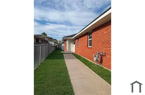 13651 N Nemours St Photo 1