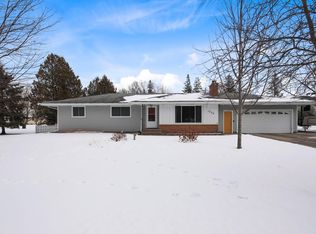 1038 Sunset Ridge Rd, Saint Cloud, MN 56303