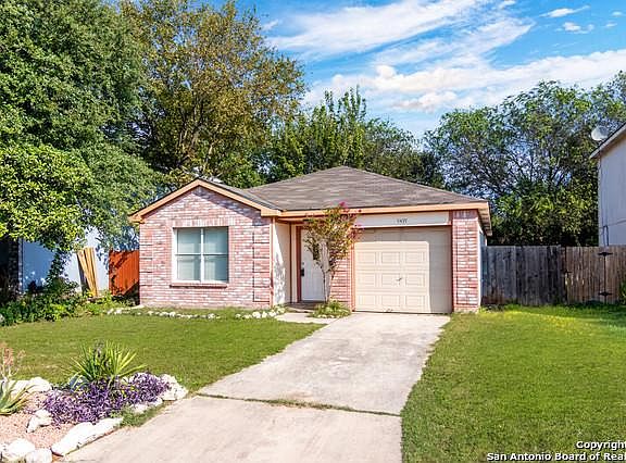 3rd image of 9439 Celine Dr
