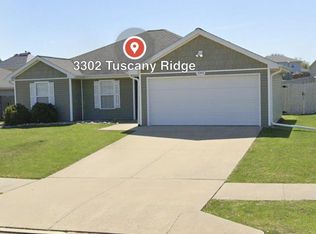 3302 Tuscany Rdg, Columbia, MO 65202