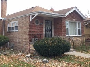 9045 S Clyde Ave, Chicago, IL 60617