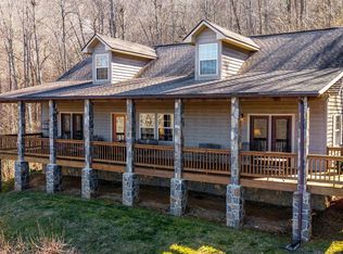 925 Windsong Mountain Dr, Franklin, NC 28734