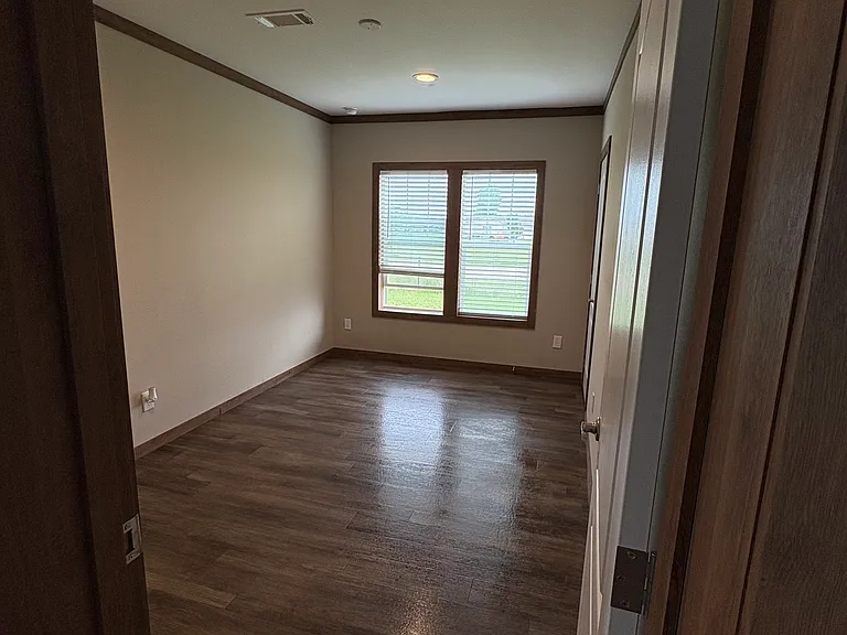 340 Fox Run Rd — Photo 8