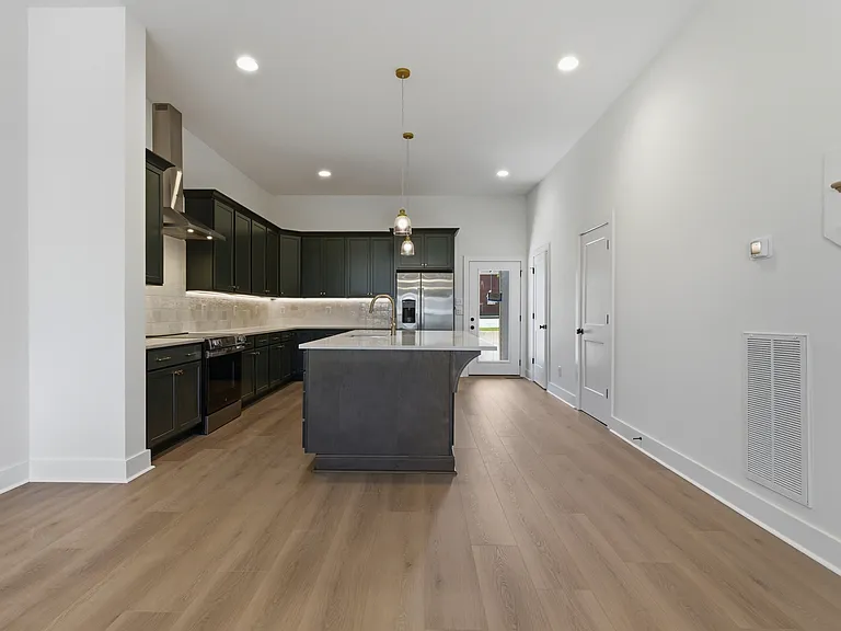 3965 Clifton Ave — Photo 8