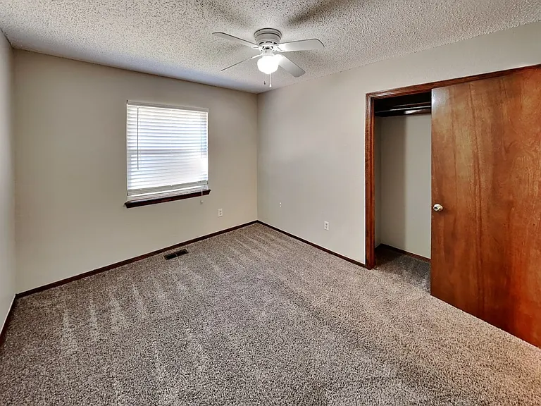3713 Windscape Ct — Photo 12