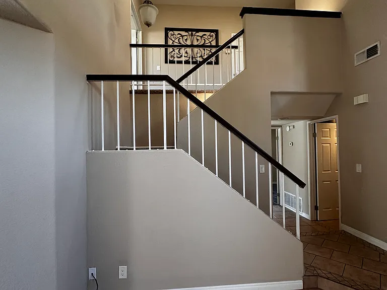 4277 Harbor Ct — Photo 9