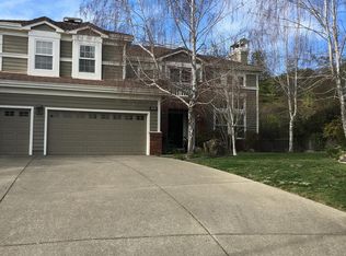 2151 Sky View Ct, Moraga, CA 94556