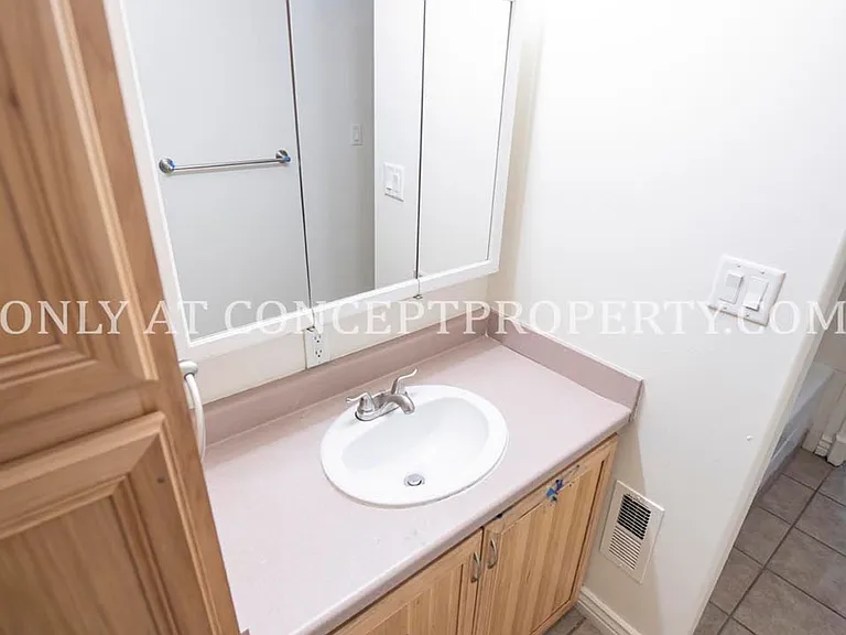 761 N 235th St E — Photo 9