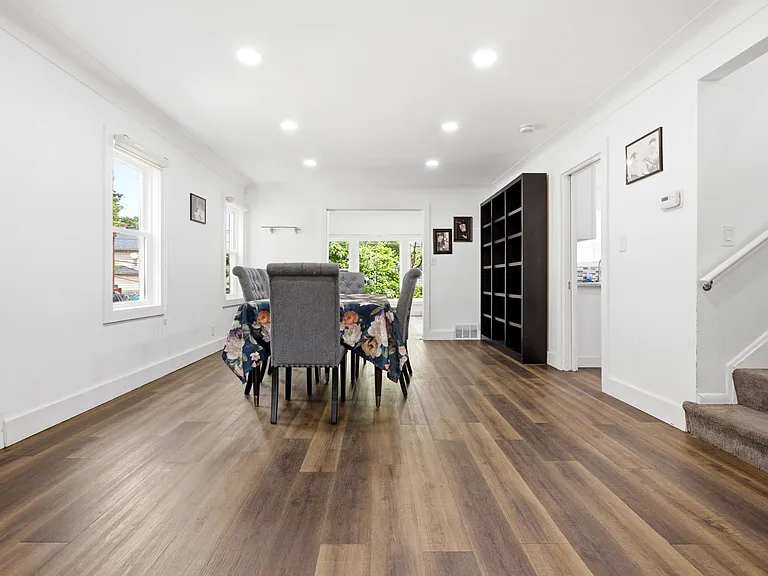 2429 Claver Rd — Photo 15